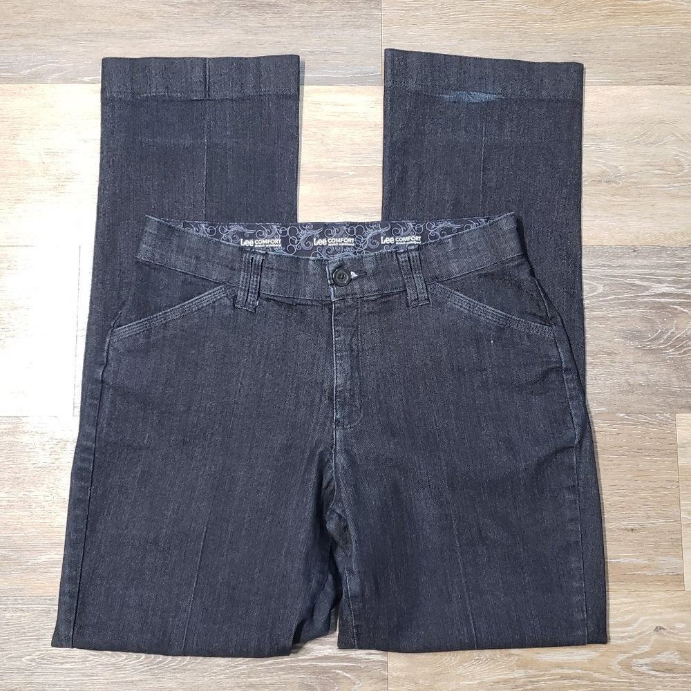 (0024) Women's: 10 Lee Comfort Denim Jeans- W15